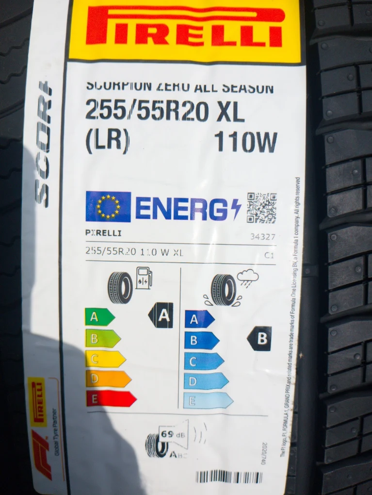 Pirelli Scorpion 255 55 R20 110W XL tyre label